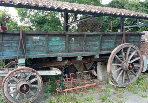 Un chariot exposé dans le musée