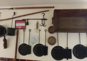 Anciens ustensiles de cuisine